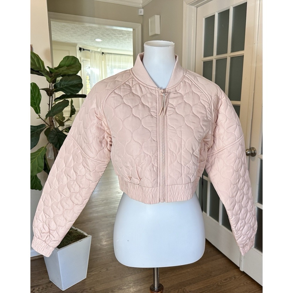 Forever 21 Blush Quilted Crop Jacket Women's Medium Pink Bomber Zip Up NWT